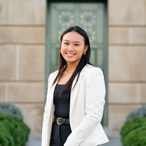 Meet your Posher, Tram